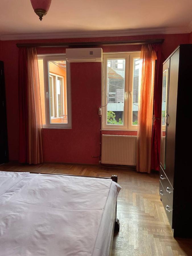 Guest House Zemeli Тбілісі Екстер'єр фото