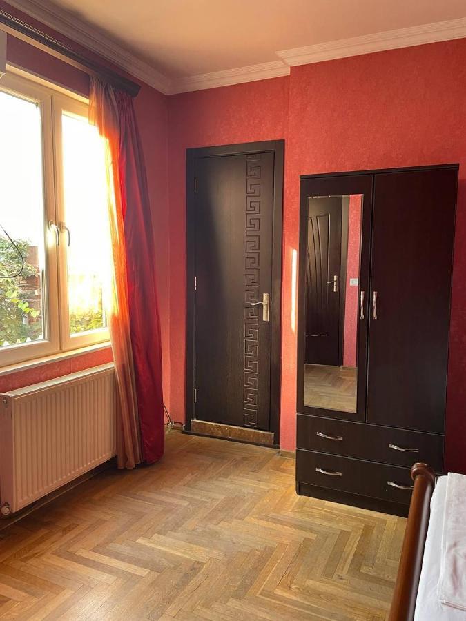 Guest House Zemeli Тбілісі Екстер'єр фото