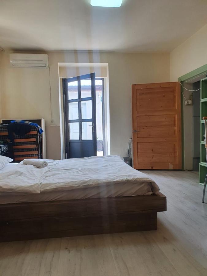 Guest House Zemeli Тбілісі Екстер'єр фото