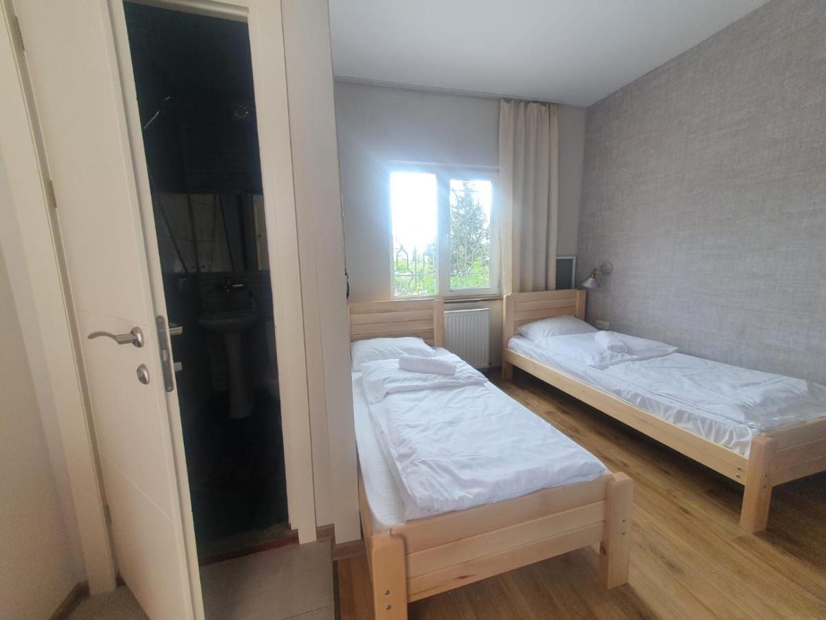 Guest House Zemeli Тбілісі Екстер'єр фото