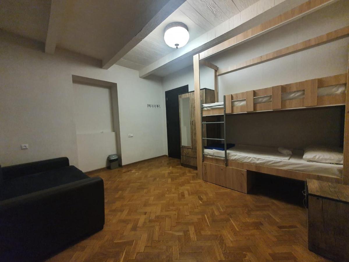 Guest House Zemeli Тбілісі Екстер'єр фото