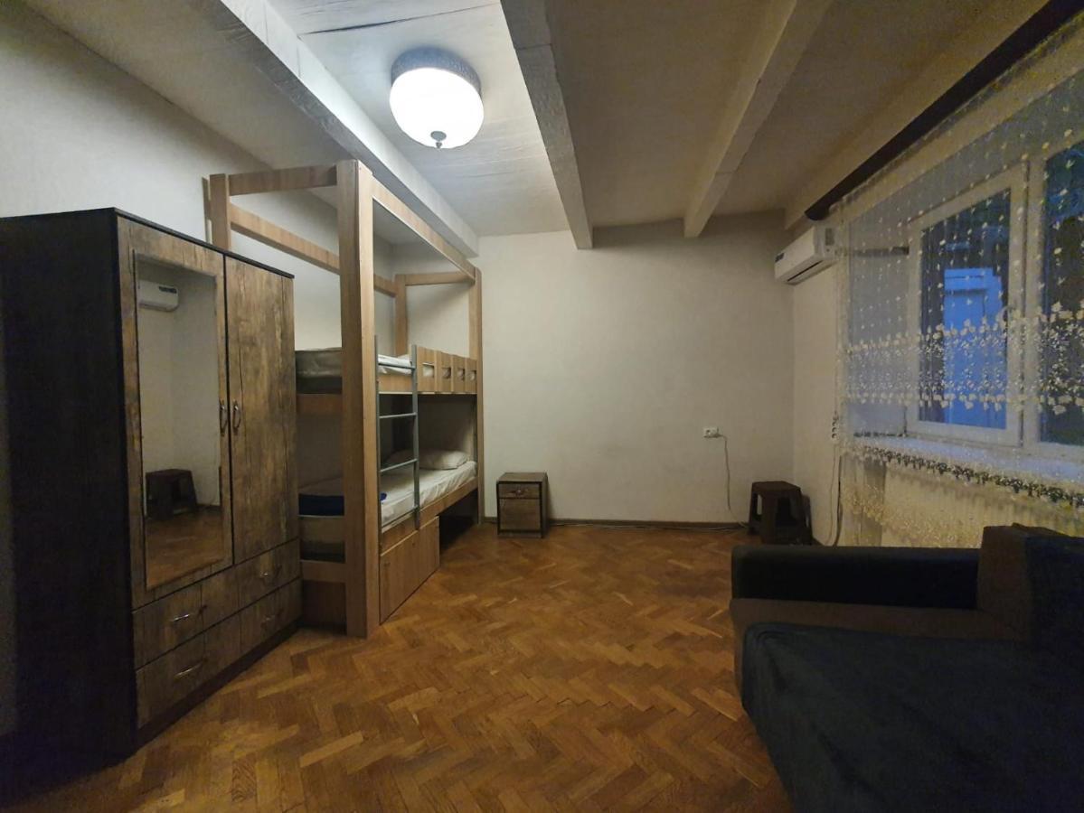 Guest House Zemeli Тбілісі Екстер'єр фото