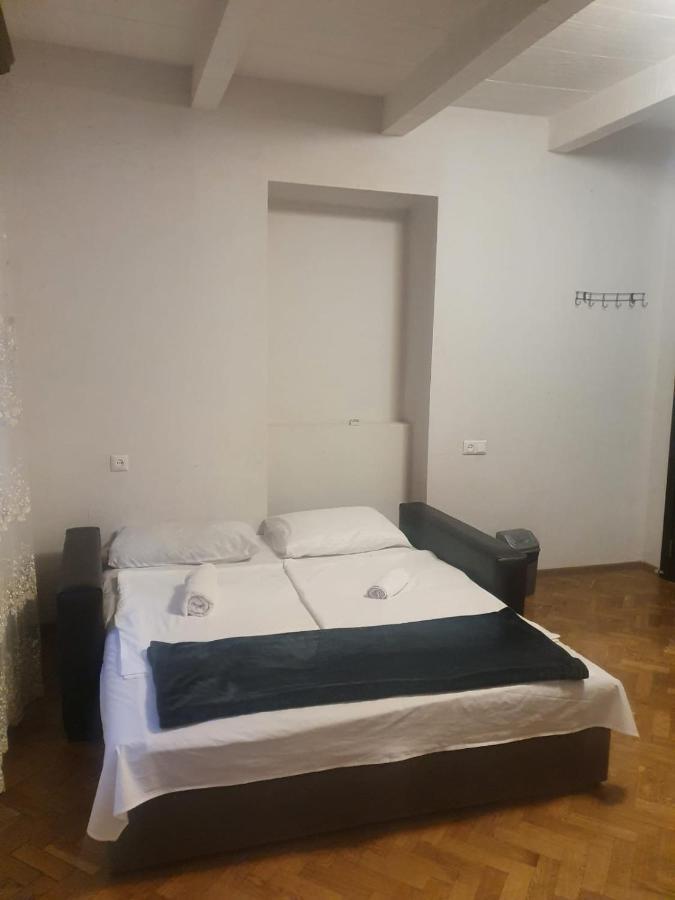 Guest House Zemeli Тбілісі Екстер'єр фото